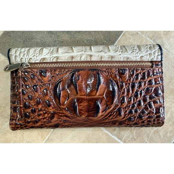 Brahmin Pecan Melbourne Wallet GUC Women’s Checkbook Credit Card Zip - Picture 6 of 8